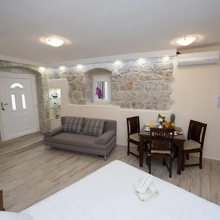 Stone Beauty سبليت