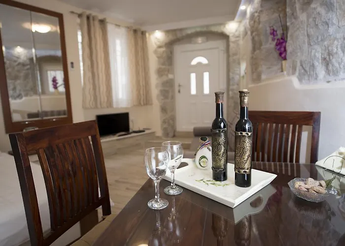 Stone Beauty Apartment *